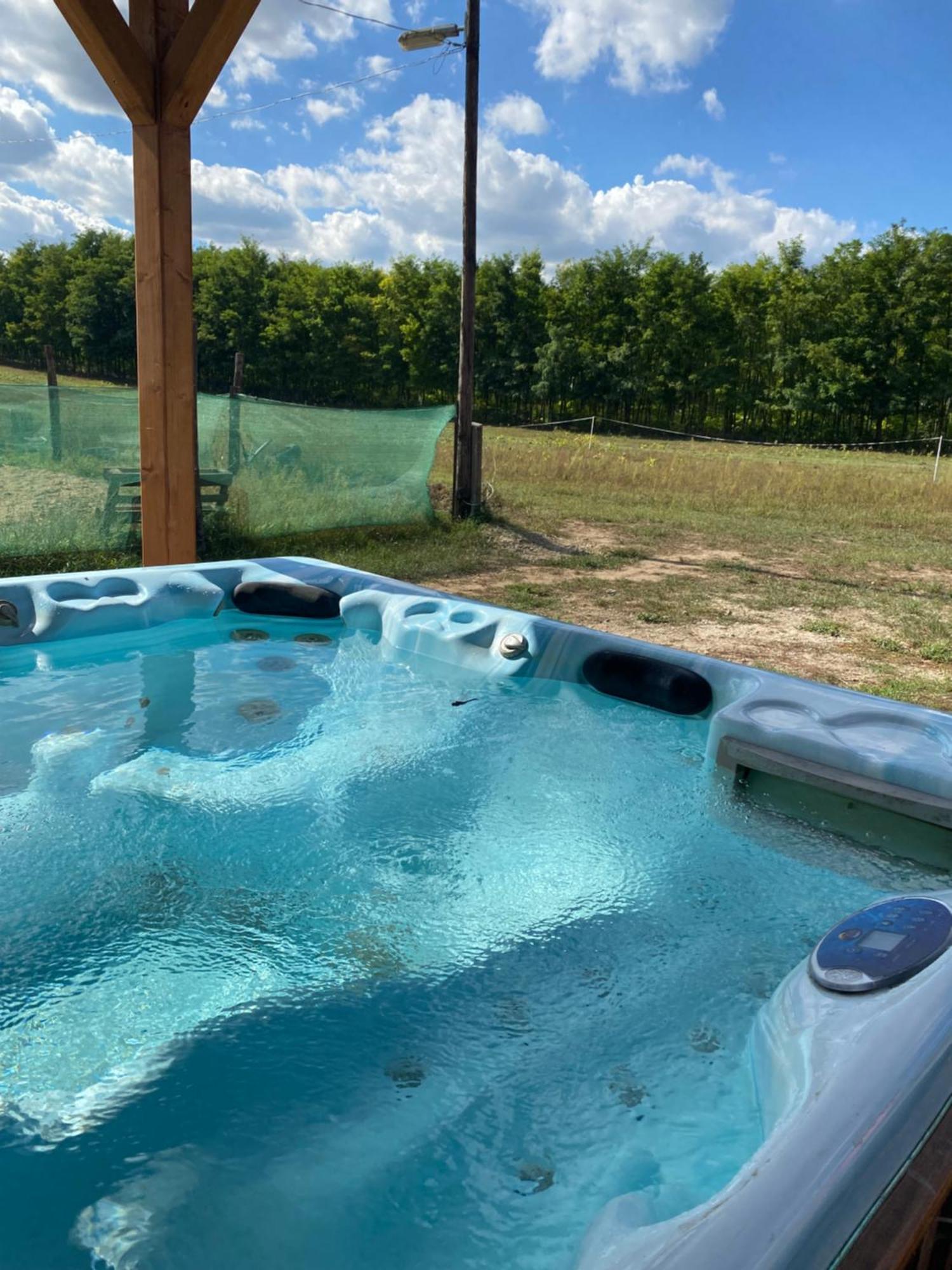 Tuender Pension Модьород Экстерьер фото